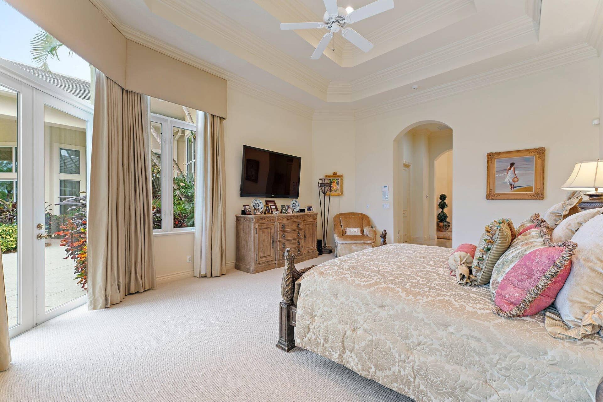 12049 SE Intracoastal Terrace, Jupiter, FL 33469 Primary Suite