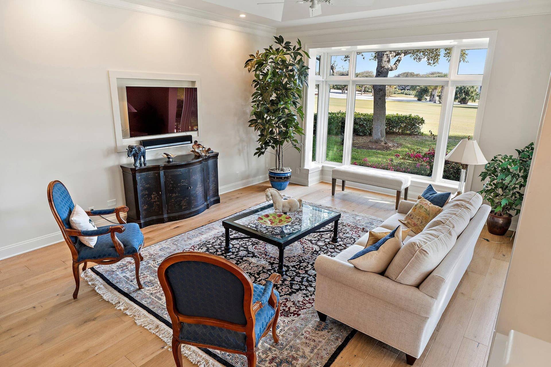 18587 SE Ferland Court, Jupiter, FL 33469 Living Room