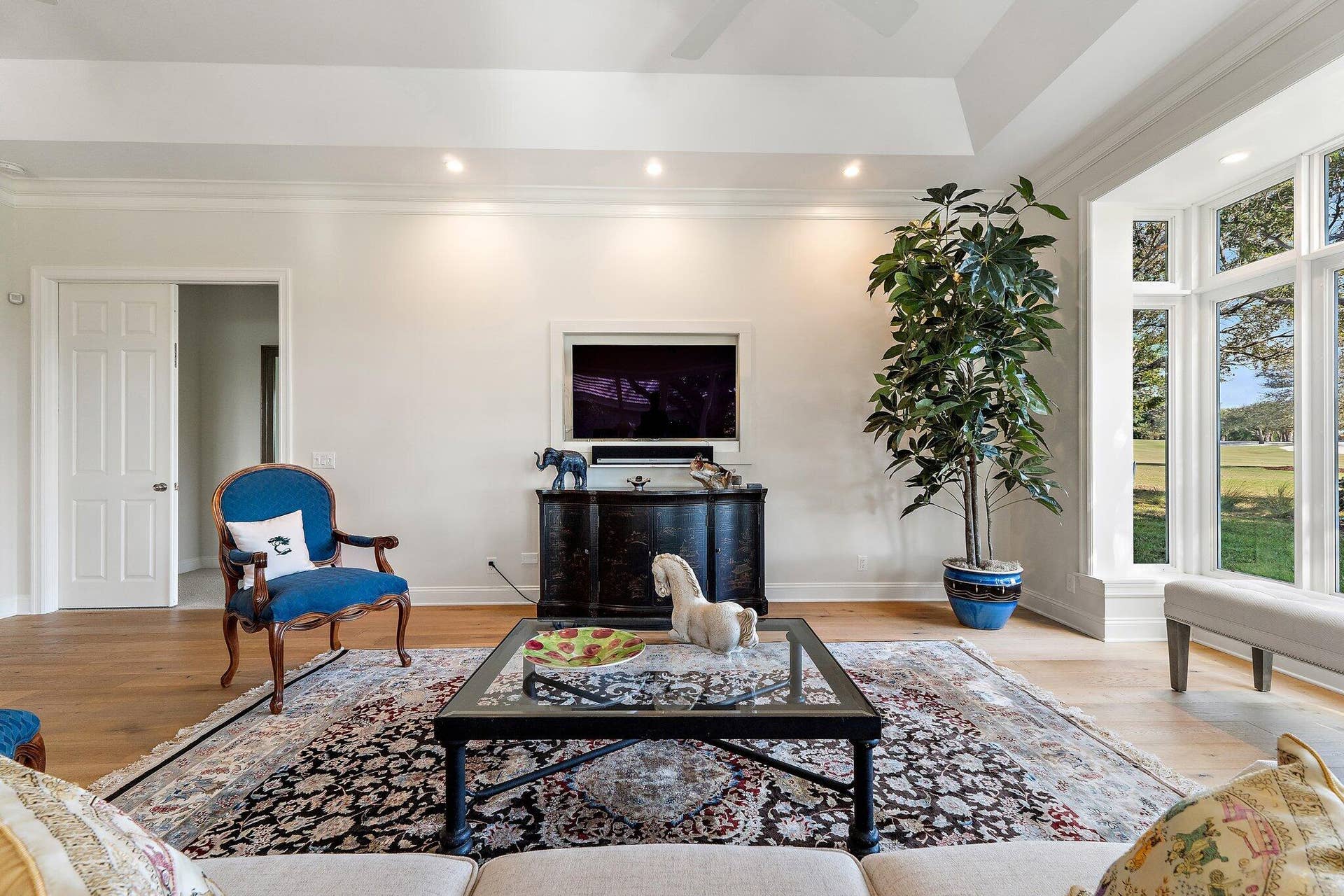 18587 SE Ferland Court, Jupiter, FL 33469 Living Room