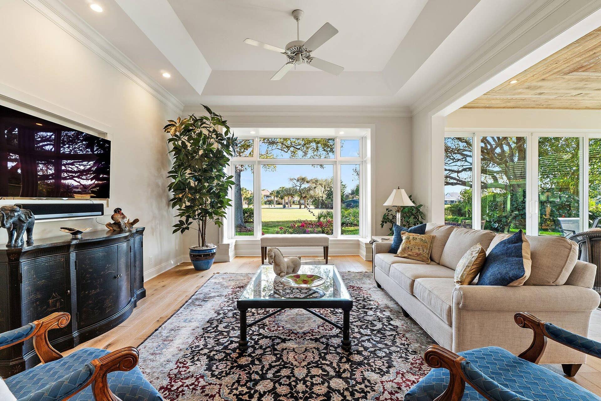 18587 SE Ferland Court, Jupiter, FL 33469 Living Room