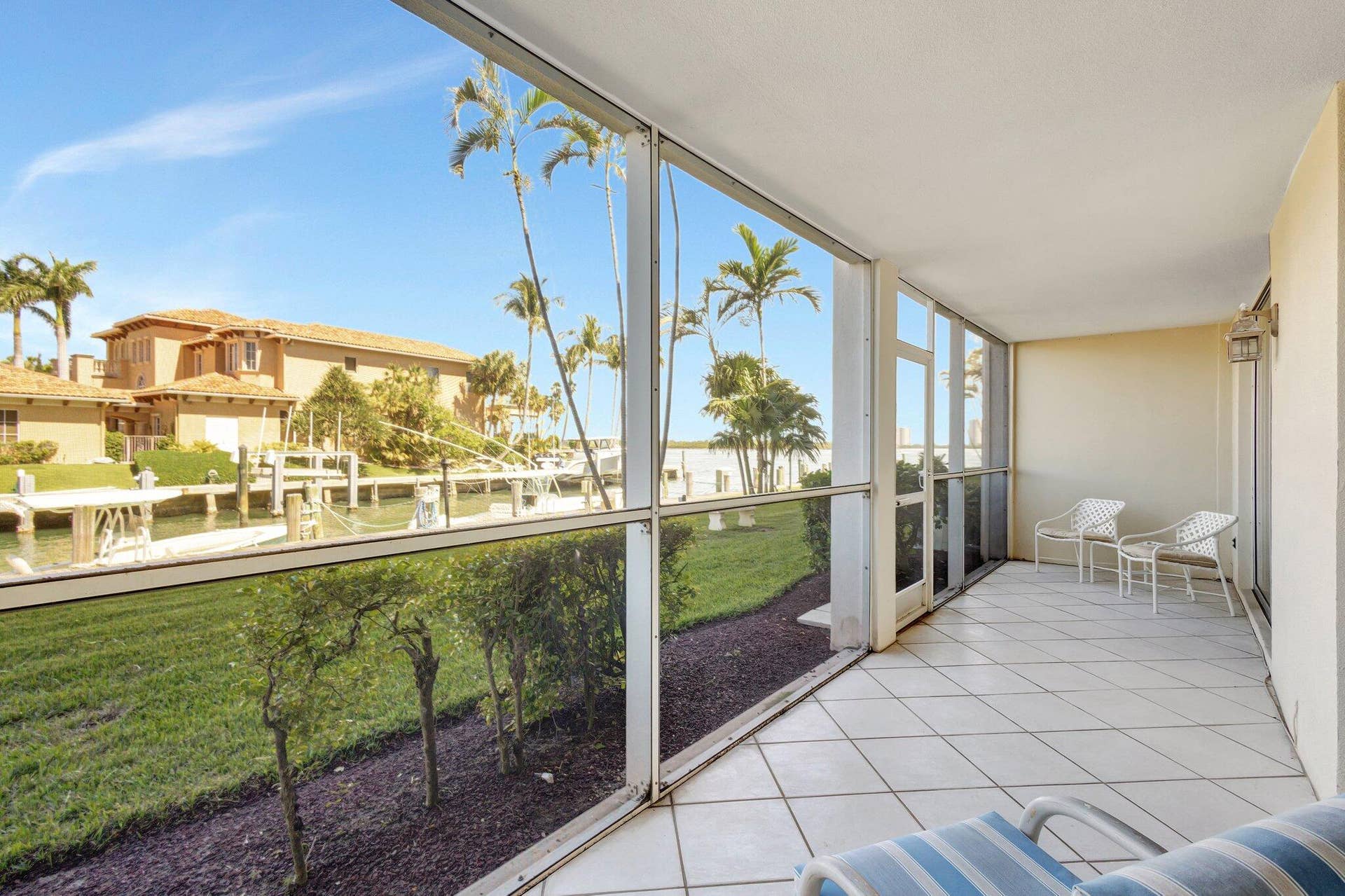 105 Paradise Harbour Boulevard, #109, North Palm Beach, FL 33408 lanai
