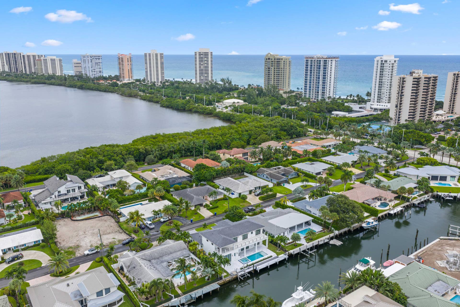 1211 Gulfstream Way, Singer Island, FL 33404 DJI_20250917110722_0390_D.jpg-FULL
