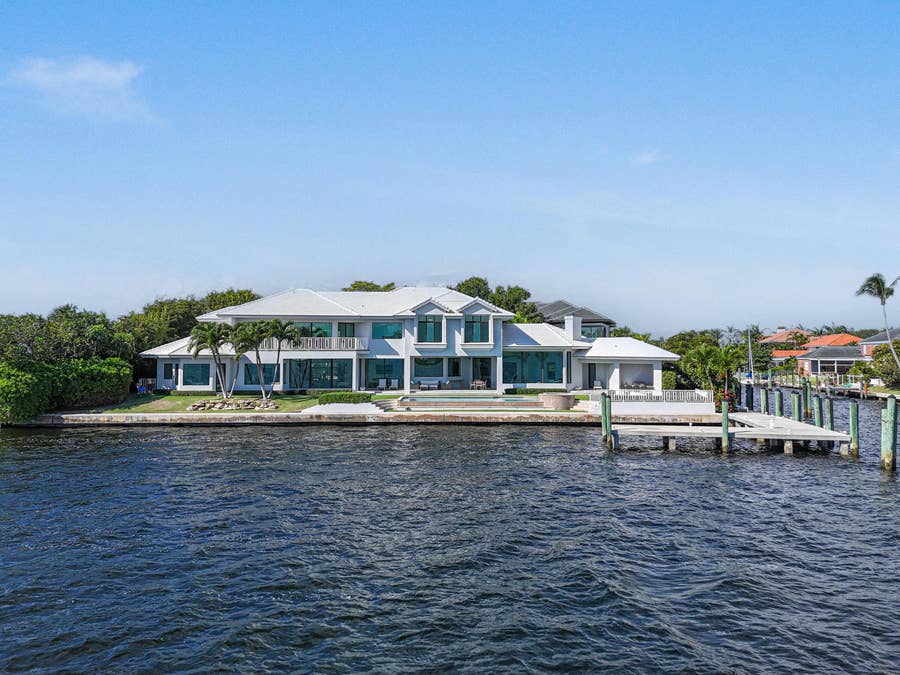 Property photo for 101 Bowsprit Drive, North Palm Beach, FL