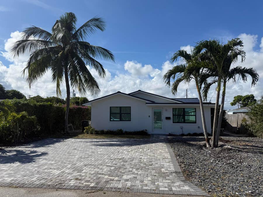 Property photo for 320 NW 3rd Avenue, Delray Beach, FL
