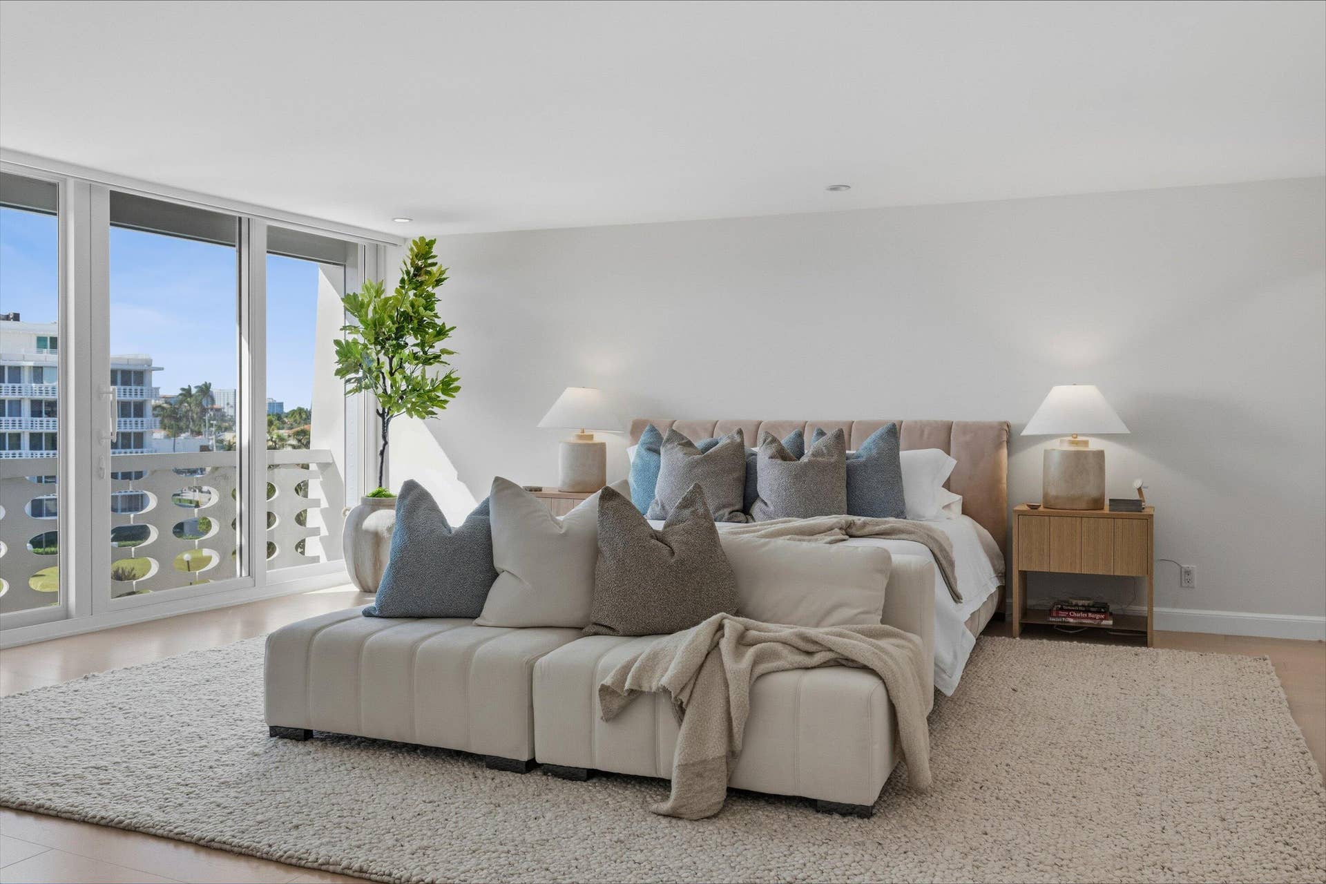 100 Sunrise Avenue, #520/521, Palm Beach, FL 33480 Primary Bedroom