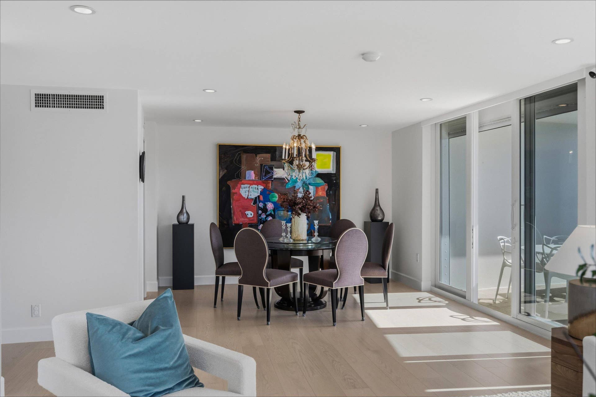100 Sunrise Avenue, #520/521, Palm Beach, FL 33480 Dining Area
