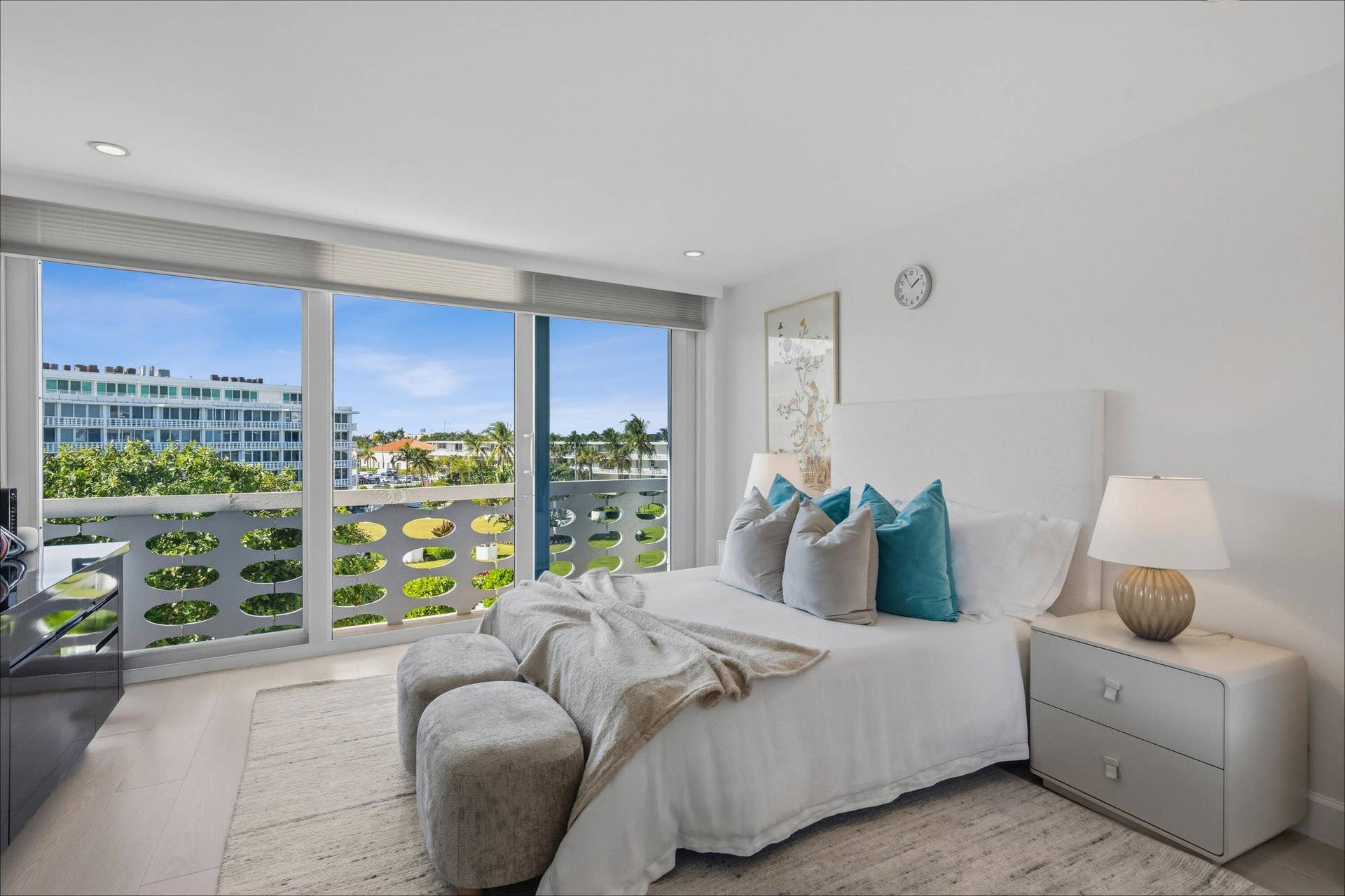100 Sunrise Avenue, #520/521, Palm Beach, FL 33480 Bedroom