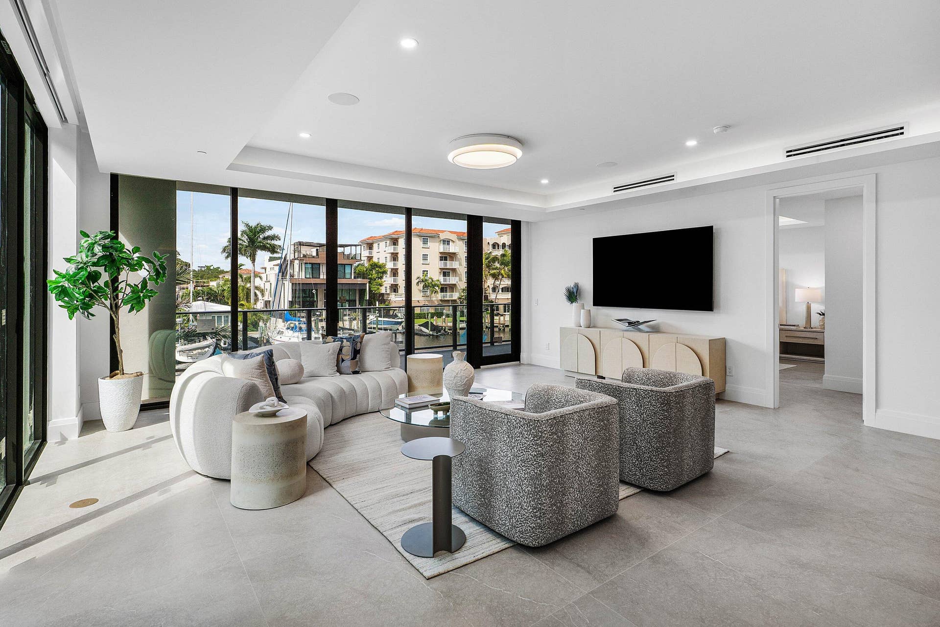87 Isle Of Venice Drive, #202s, Fort Lauderdale, FL 33301 014-87IsleofVeniceDrive-FortLauderdale-F