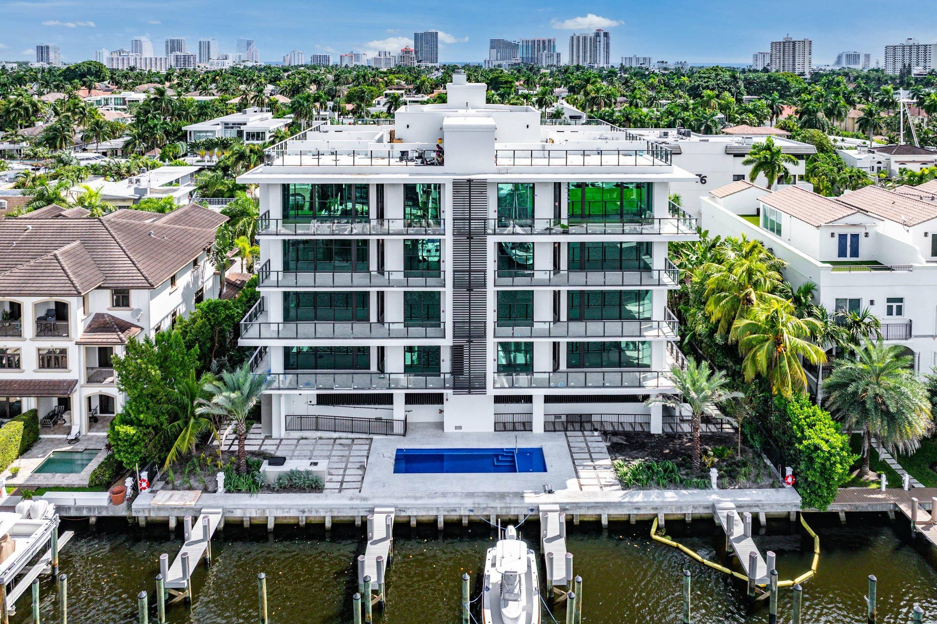 87 Isle Of Venice Drive, #202s, Fort Lauderdale, FL 33301 045-87IsleofVeniceDrive-FortLauderdale-F