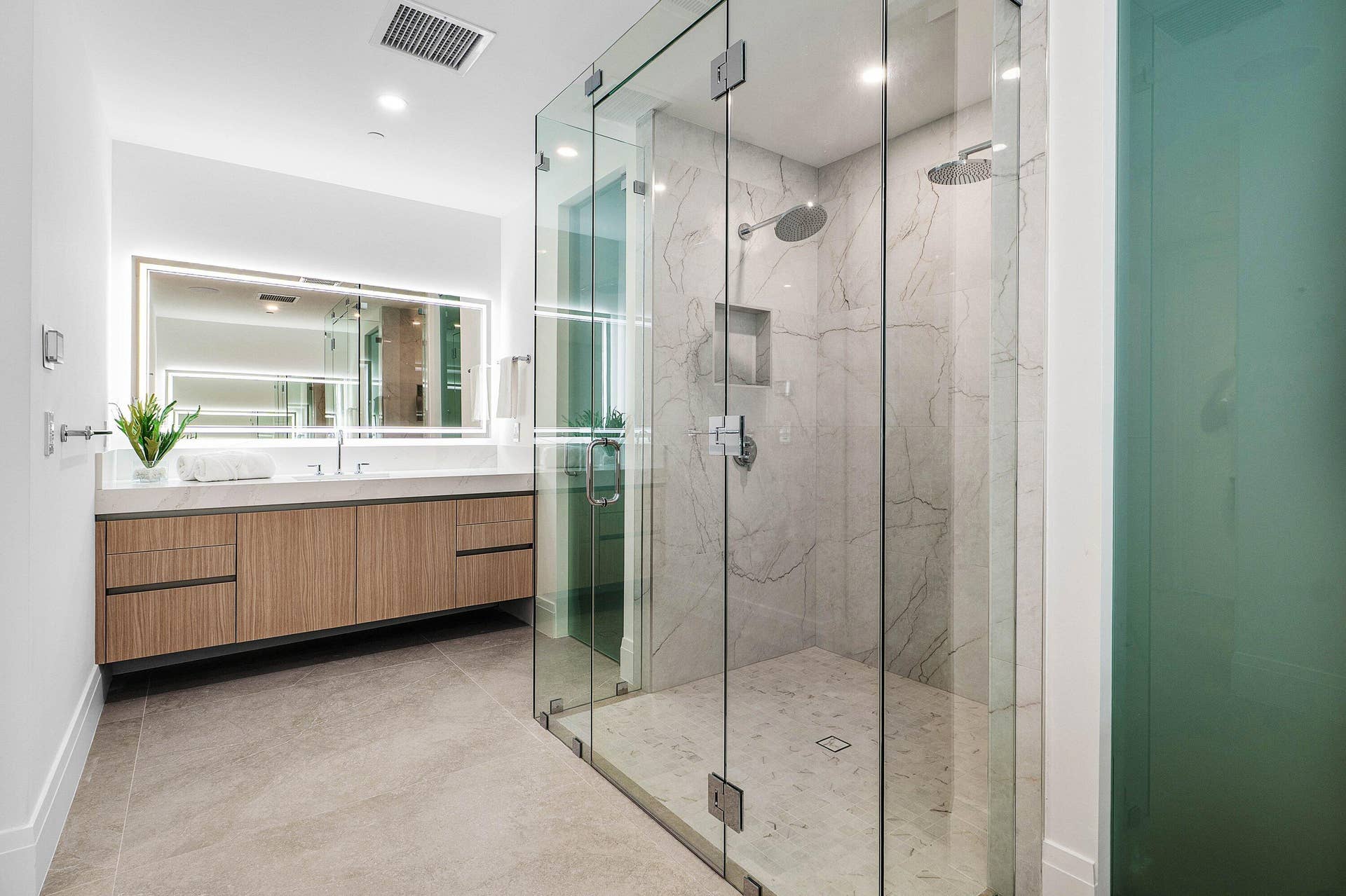 87 Isle Of Venice Drive, #202s, Fort Lauderdale, FL 33301 033-87IsleofVeniceDrive-FortLauderdale-F
