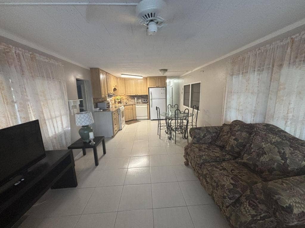 562 NE 47th St, Lot 393, Deerfield Beach, FL 33064 562 NE 47th St, Lot 393, Deerfield Beach, FL 33064