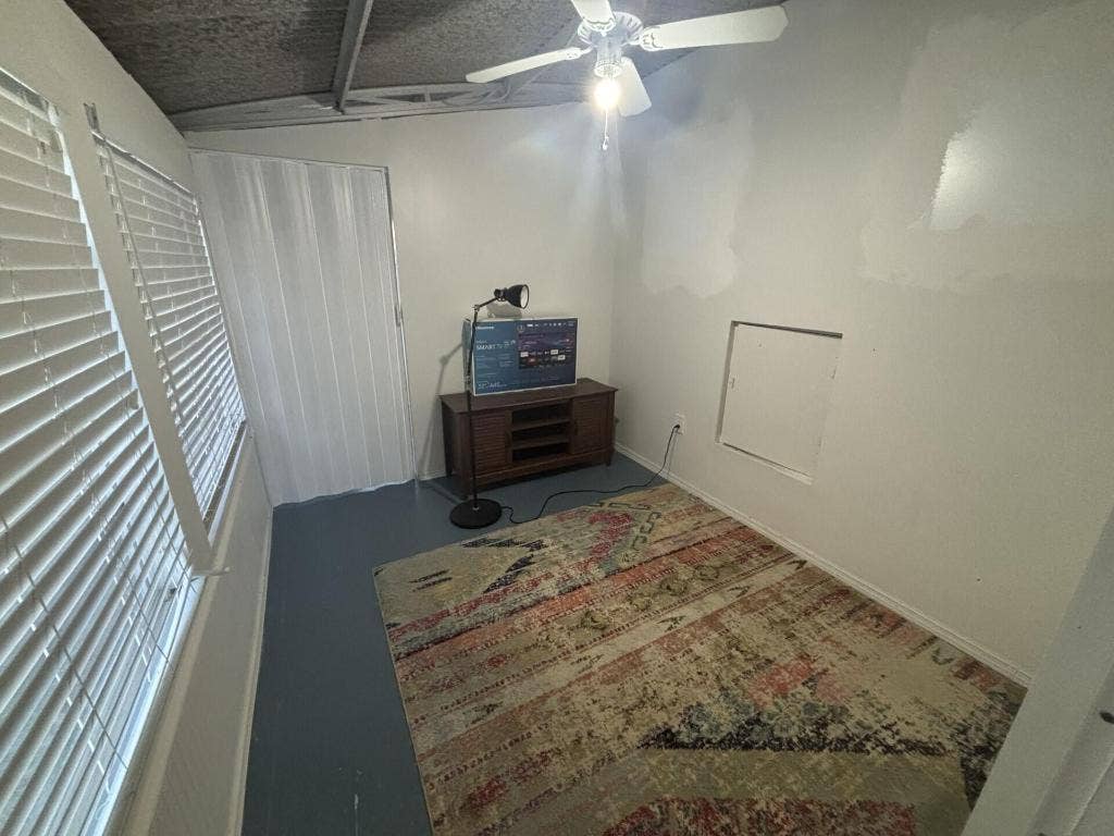 562 NE 47th St, Lot 393, Deerfield Beach, FL 33064 562 NE 47th St, Lot 393, Deerfield Beach, FL 33064