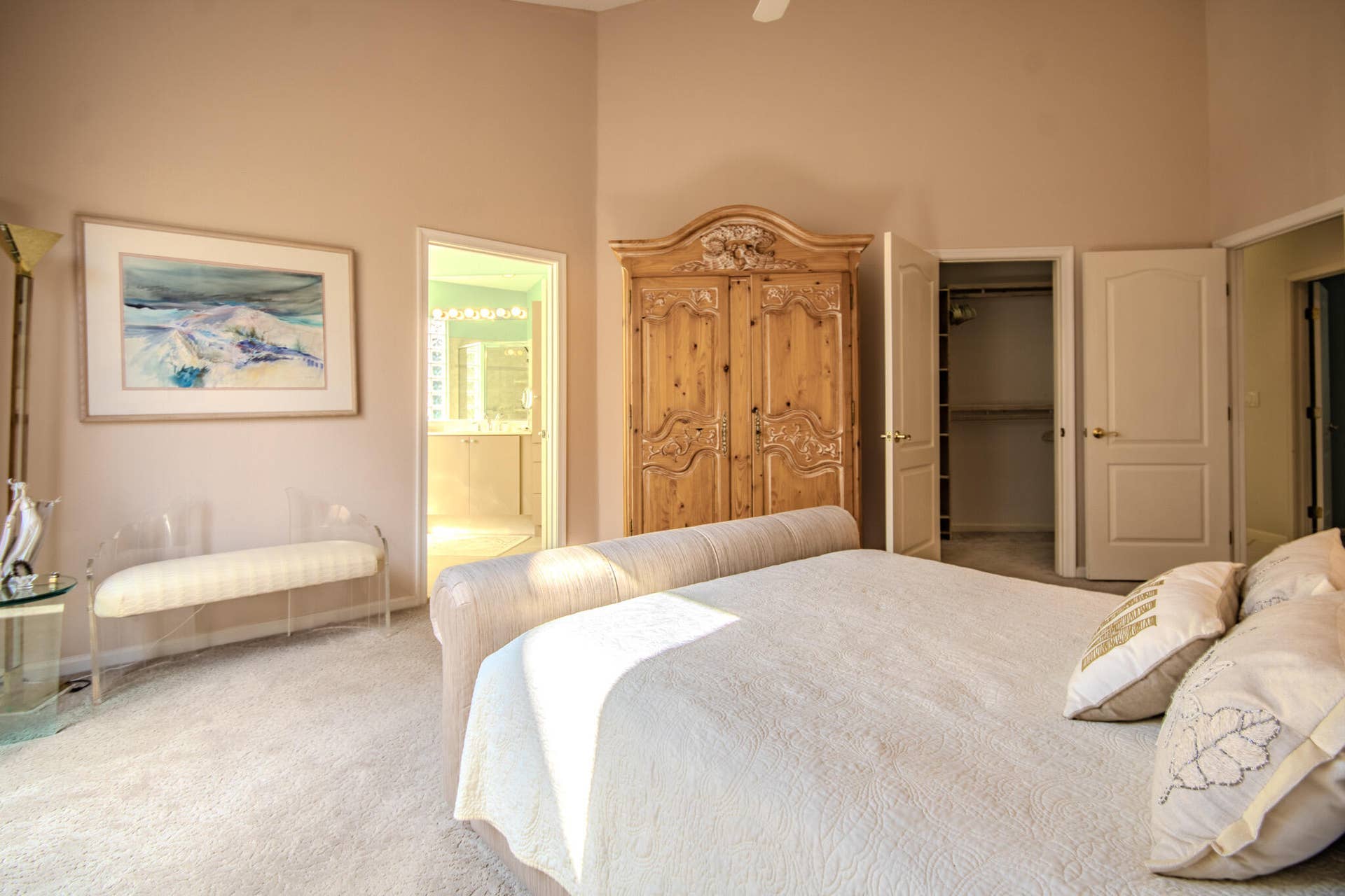 Spacious room
