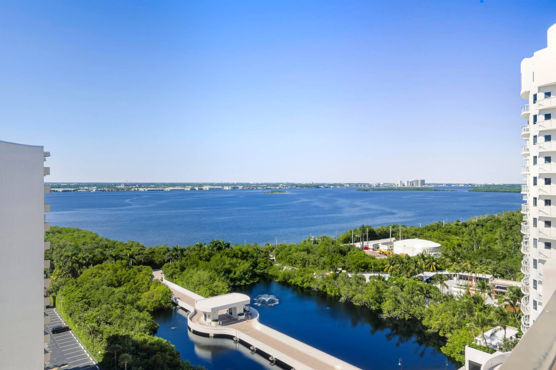 4200 N Ocean Drive, #1-1705, Singer Island, FL 33404 _DSC3957