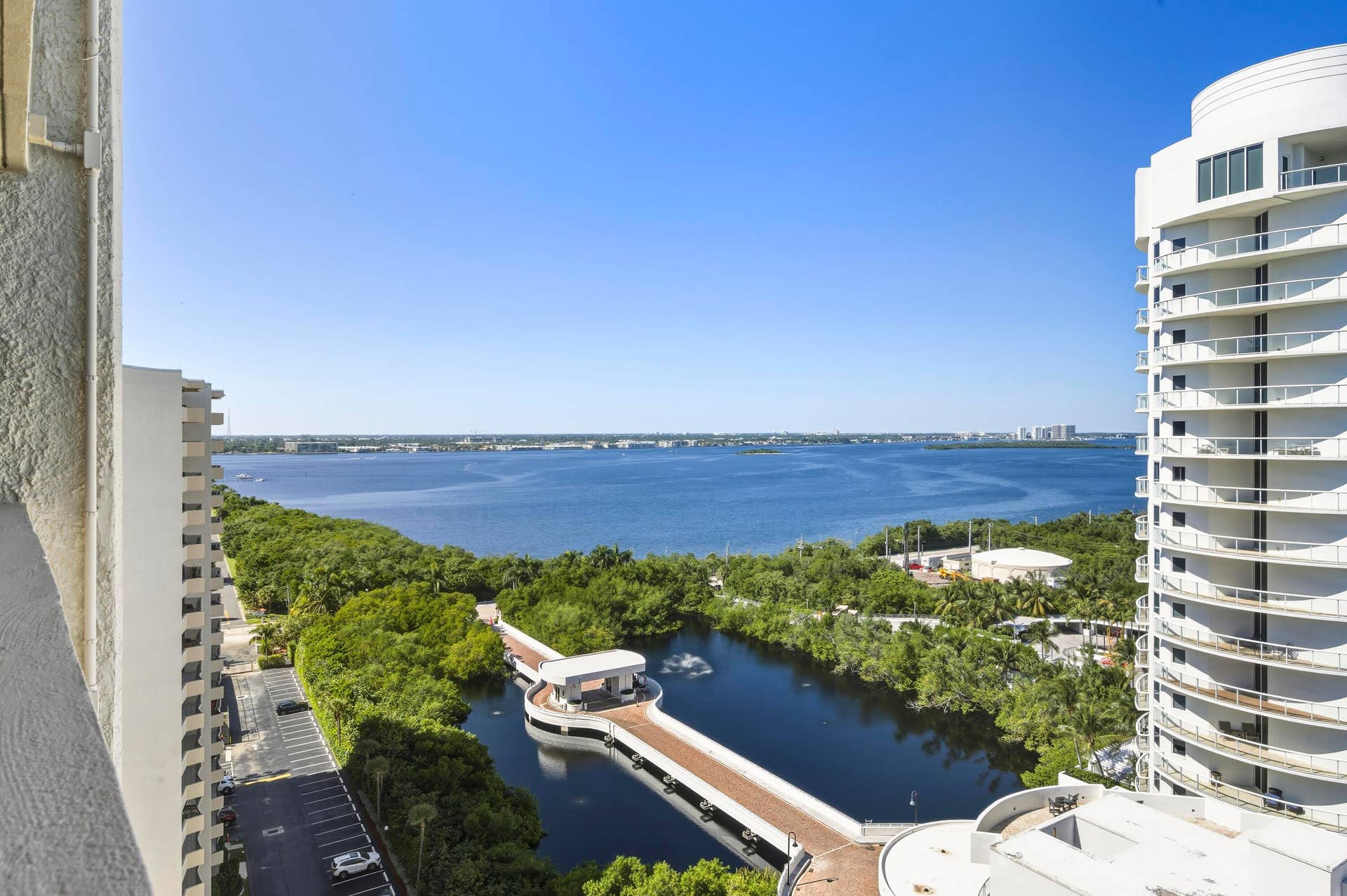 4200 N Ocean Drive, #1-1705, Singer Island, FL 33404 _DSC3915