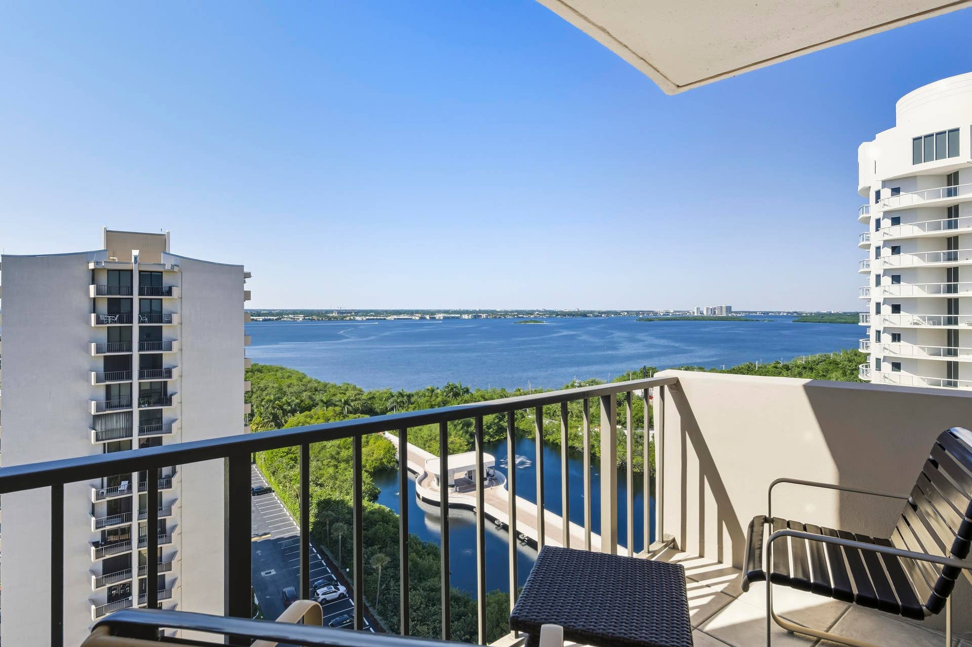 4200 N Ocean Drive, #1-1705, Singer Island, FL 33404 _DSC3954