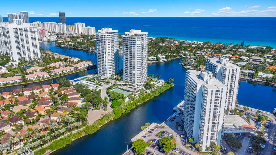 Property photo for 20515 E Country Club Drive, #345, Aventura, FL