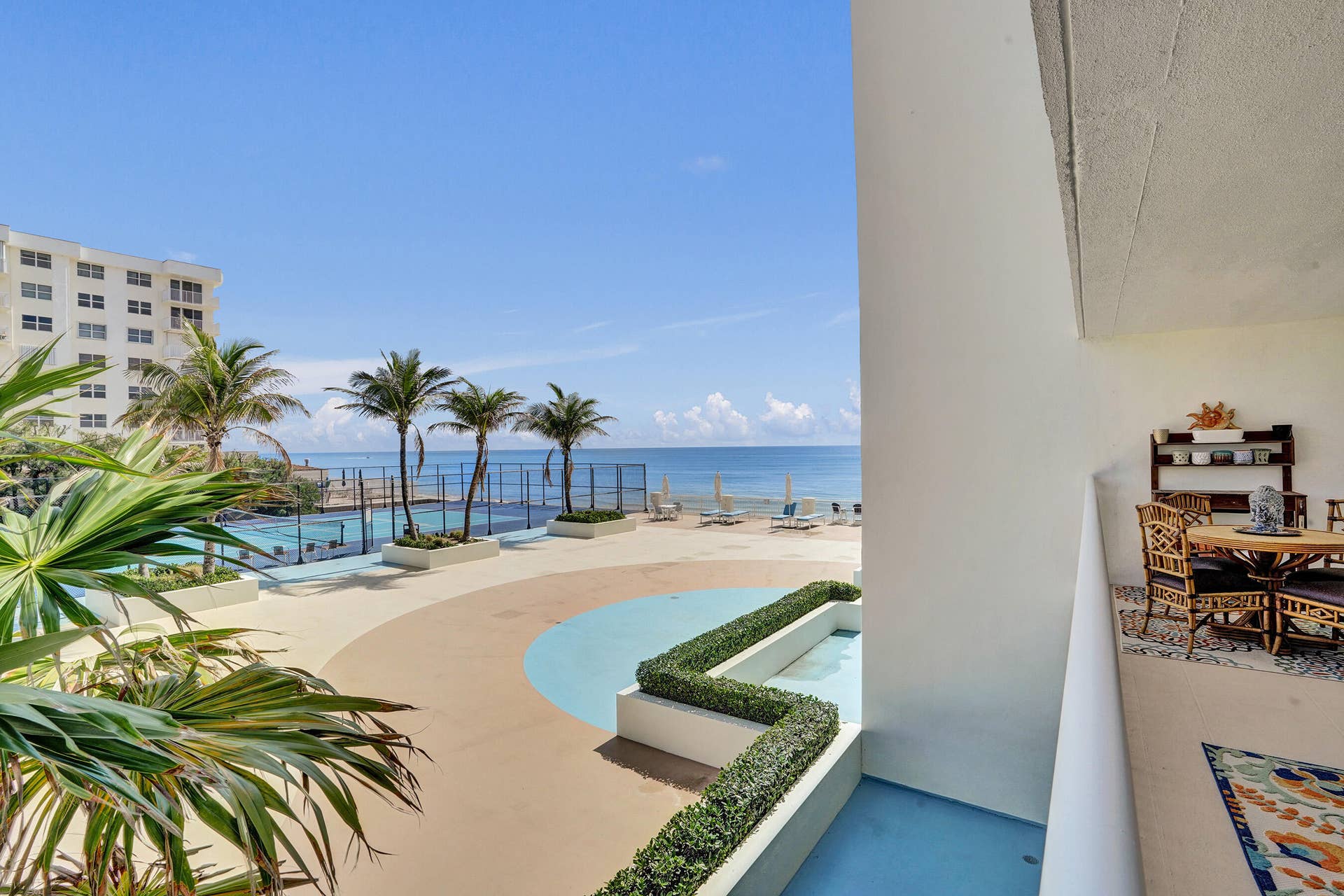 3546 S Ocean Boulevard, #327, South Palm Beach, FL 33480 Terrace view