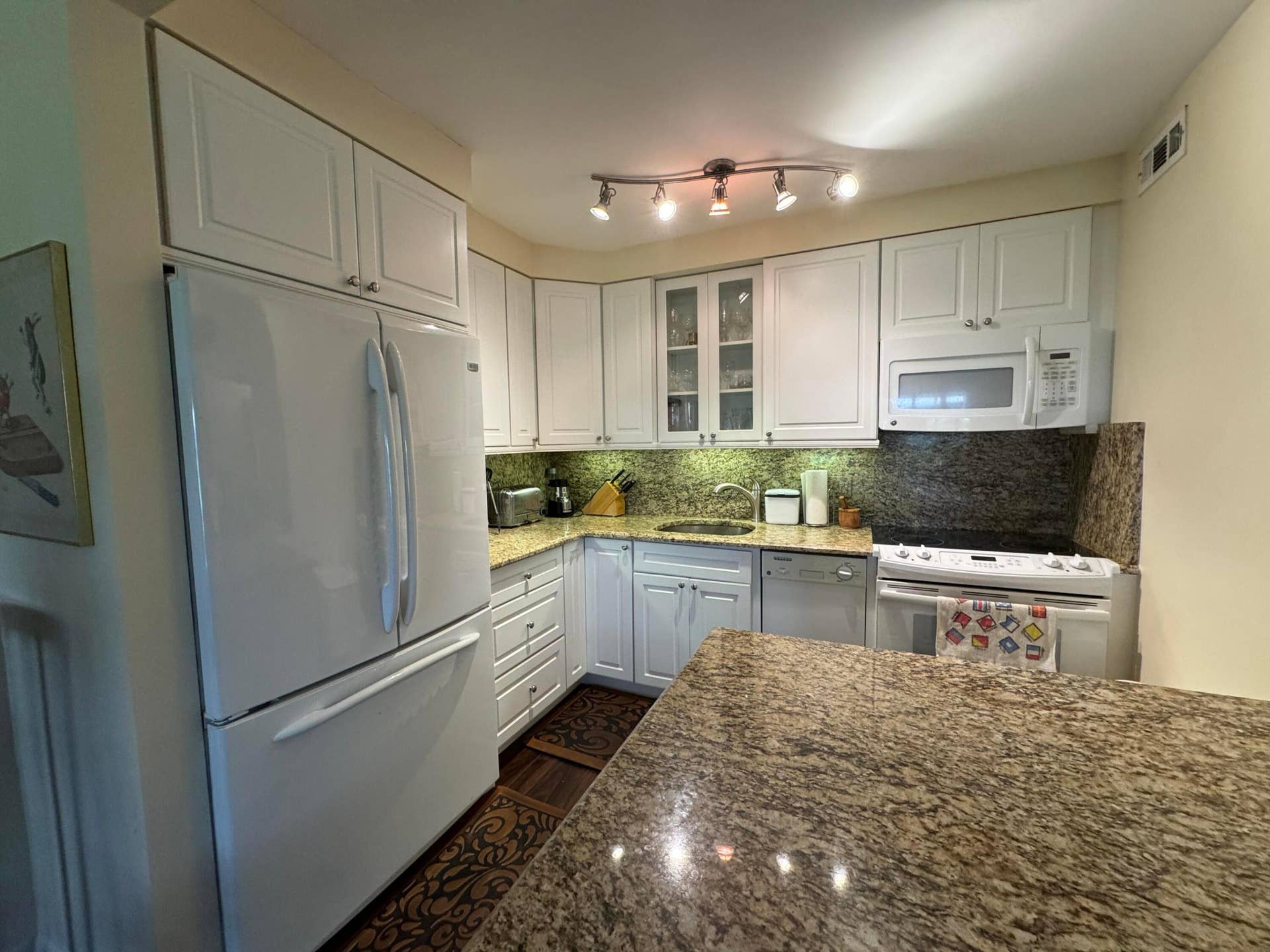 1 Church Lane, #105-106, North Palm Beach, FL 33408 1 Church Lane, #105-106, North Palm Beach, FL 33408