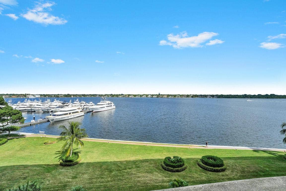 132 Lakeshore Drive, #617, North Palm Beach, FL 33408 132 Lakeshore Drive, #617, North Palm Beach, FL 33408