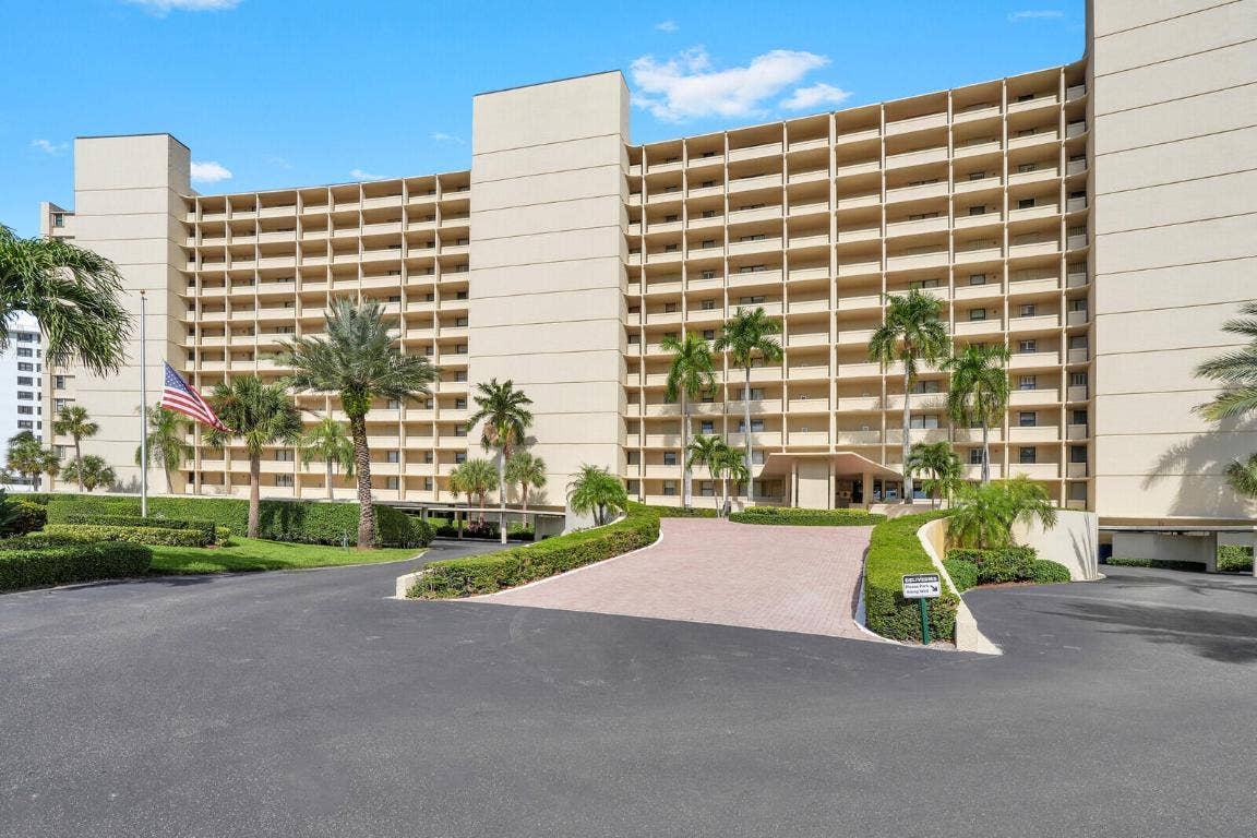 132 Lakeshore Drive, #617, North Palm Beach, FL 33408 132 Lakeshore Drive, #617, North Palm Beach, FL 33408
