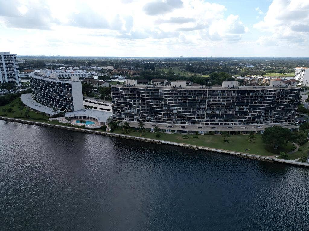132 Lakeshore Drive, #617, North Palm Beach, FL 33408 132 Lakeshore Drive, #617, North Palm Beach, FL 33408