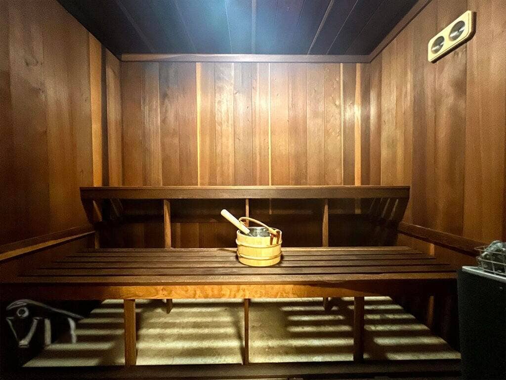 3546 S Ocean Boulevard, #316, South Palm Beach, South Palm Beach, FL 33480 3b.-BARCLAY-SAUNA-1024x768