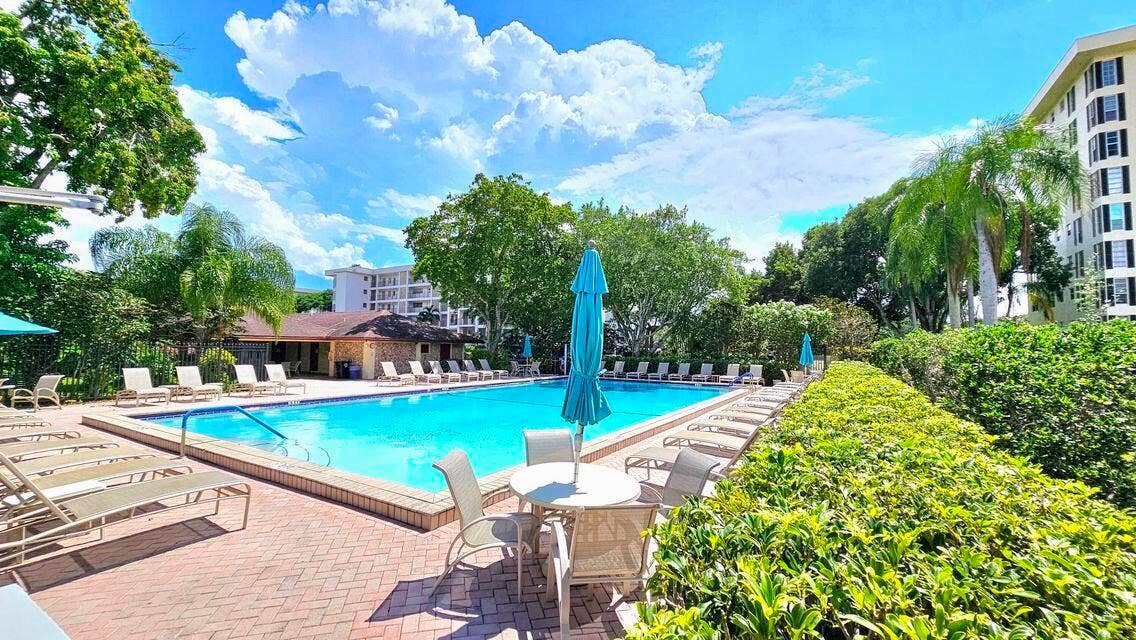 3100 N Palm Aire Drive, #604, Pompano Beach, FL 33069