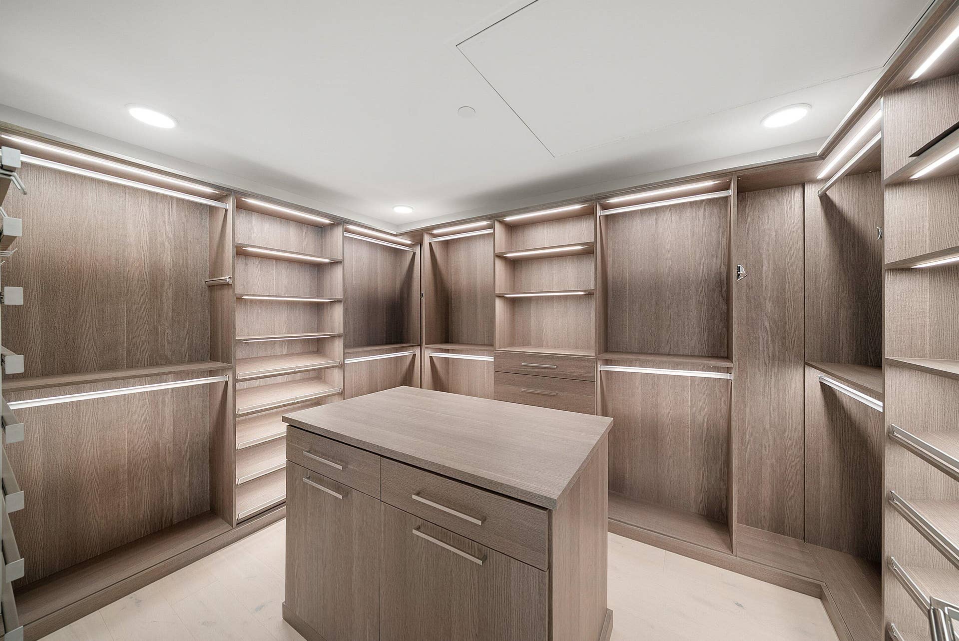 3550 S Ocean Boulevard, #7c, South Palm Beach, South Palm Beach, FL 33480 Primary Custom Closet