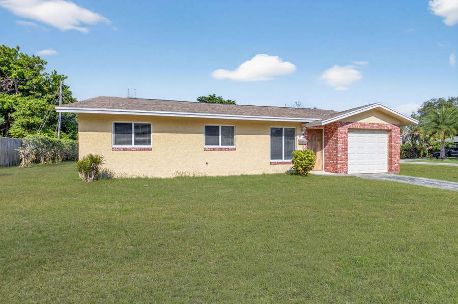 Property photo for 1601 NW 5th Street, Boca Raton, FL