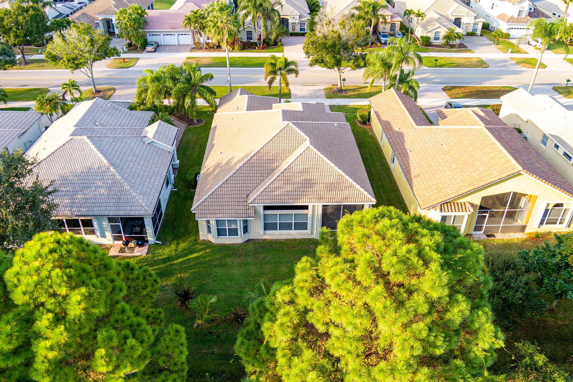 58-web-or-mls-665-sw-lake-charles-cir