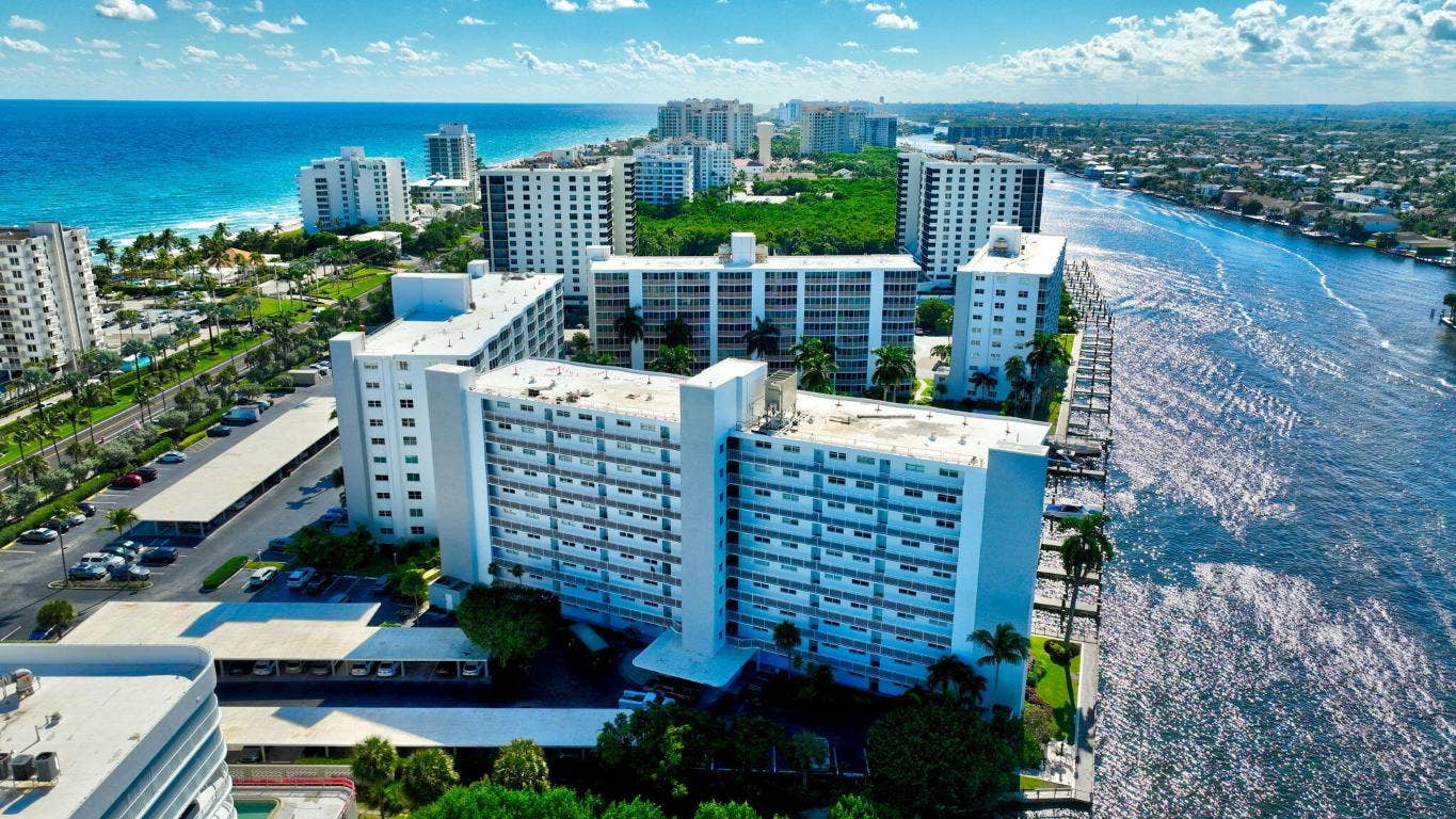 3300 S Ocean Boulevard, #320-c, Highland Beach, FL 33487