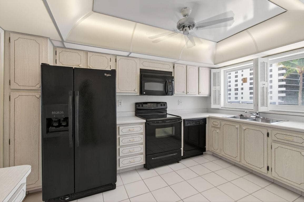 3300 S Ocean Boulevard, #320-c, Highland Beach, FL 33487