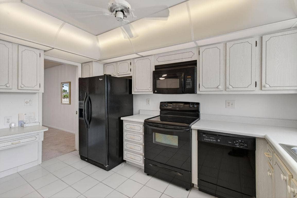 3300 S Ocean Boulevard, #320-c, Highland Beach, FL 33487