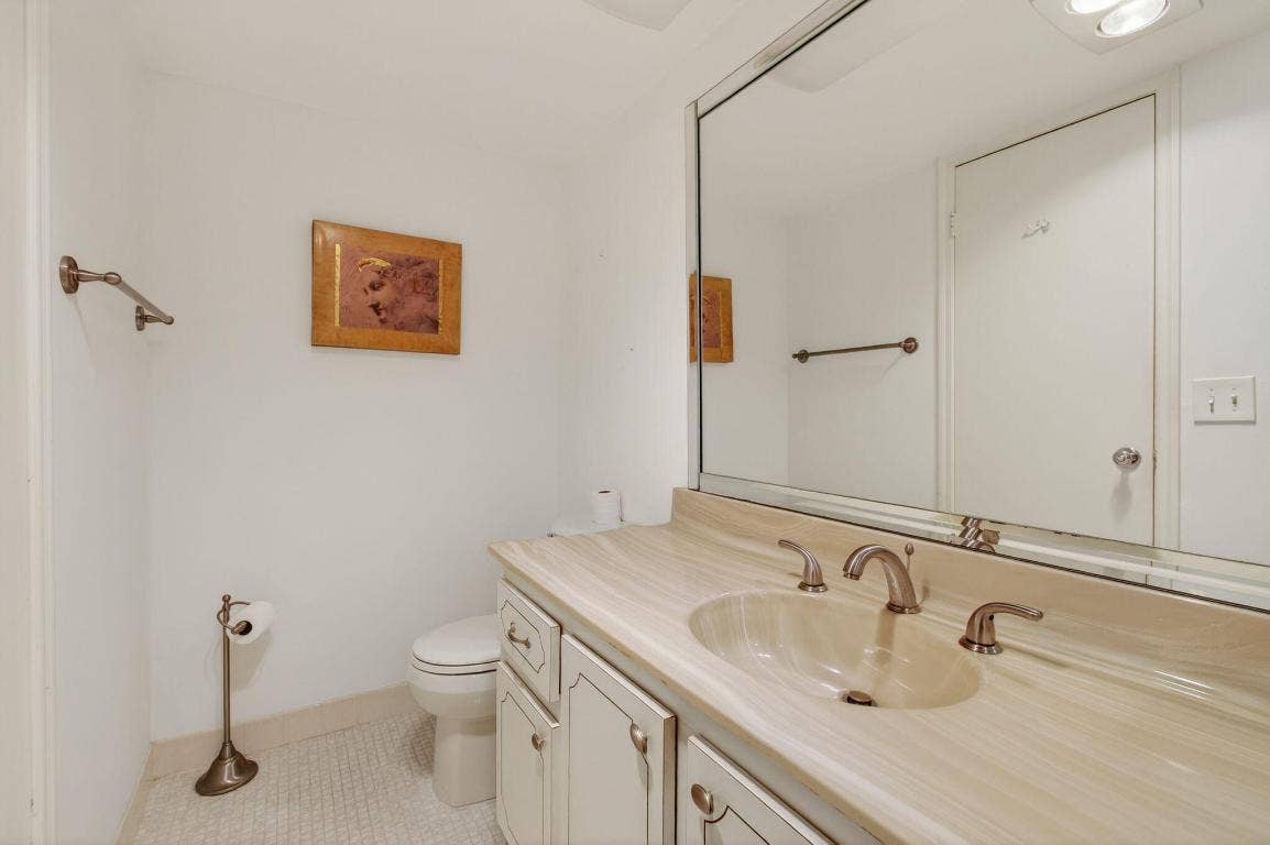 3300 S Ocean Boulevard, #320-c, Highland Beach, FL 33487