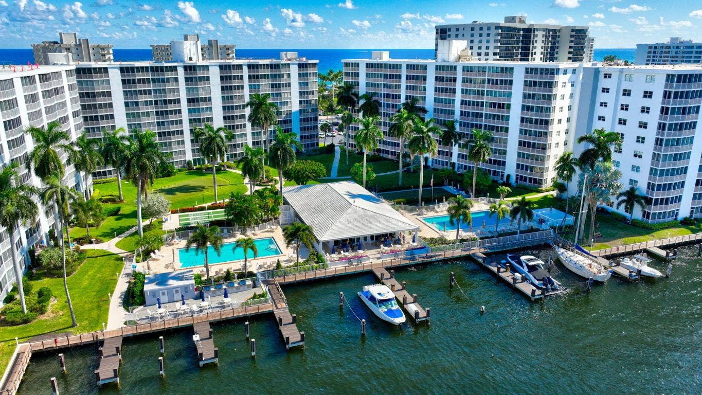 3300 S Ocean Boulevard, #320-c, Highland Beach, FL 33487