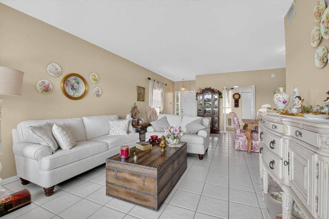 17287 Boca Club Boulevard, #1, Boca Raton, FL 33487 17287 Boca Club Boulevard, #1, Boca Raton, FL 33487