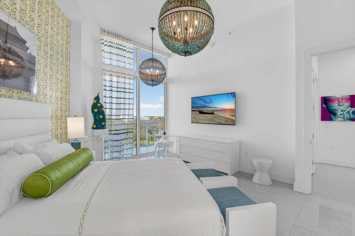 20155 Boca West Drive, #Ph-b904, Boca Raton, FL 33434