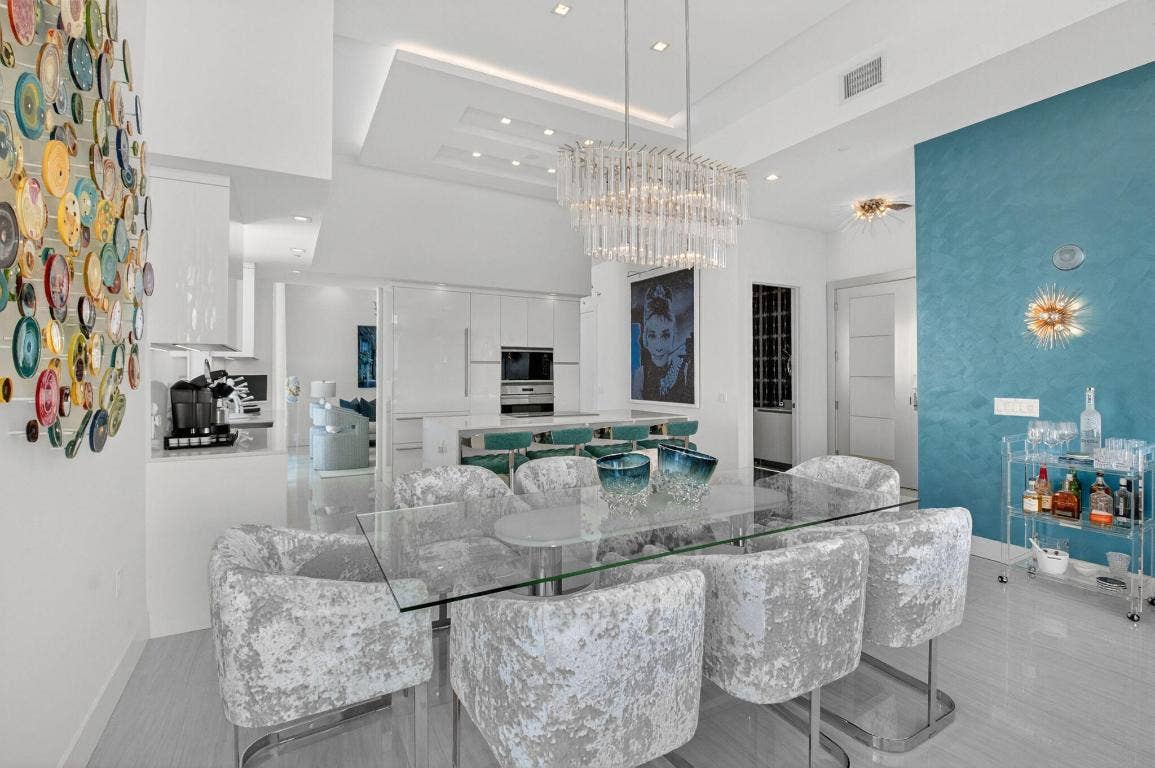 20155 Boca West Drive, #Ph-b904, Boca Raton, FL 33434