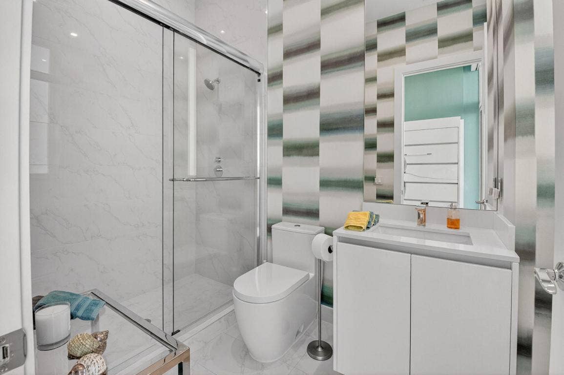20155 Boca West Drive, #Ph-b904, Boca Raton, FL 33434