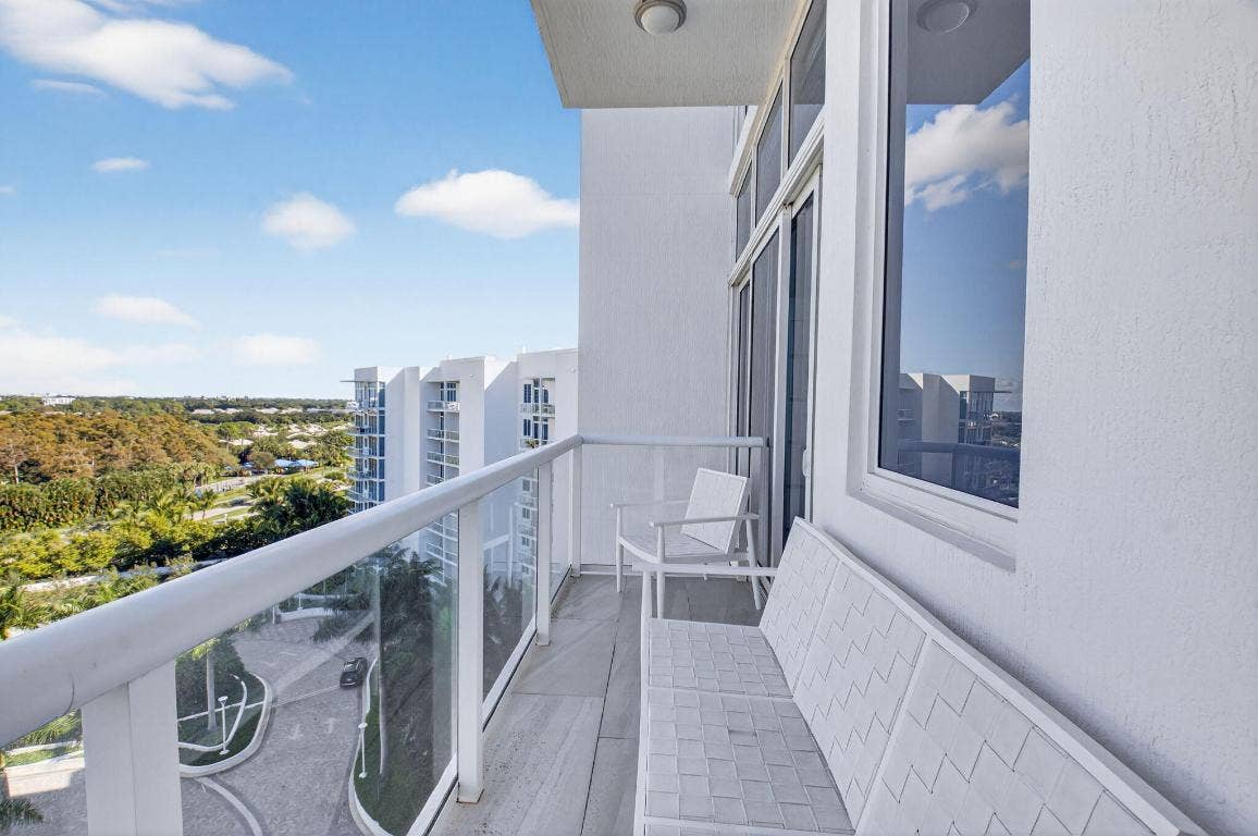 20155 Boca West Drive, #Ph-b904, Boca Raton, FL 33434