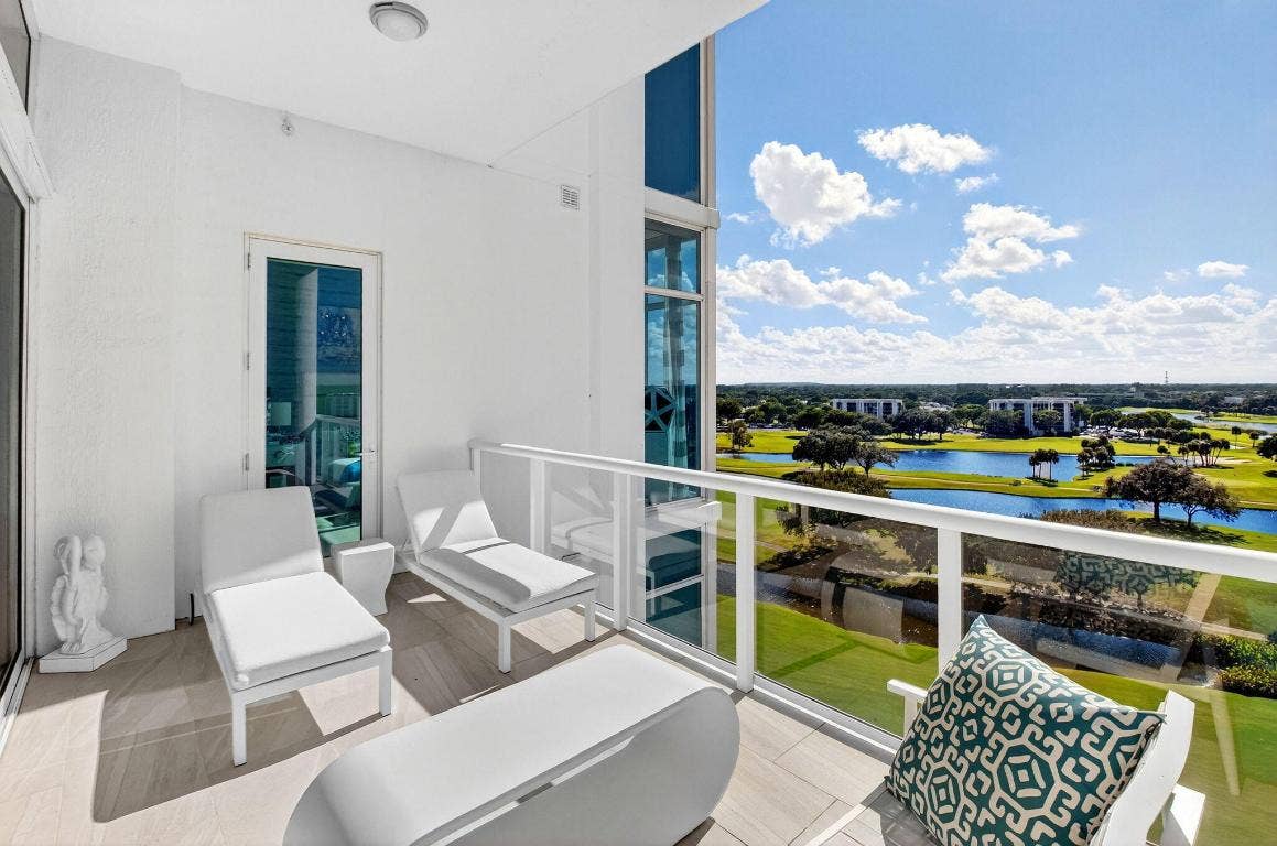 20155 Boca West Drive, #Ph-b904, Boca Raton, FL 33434