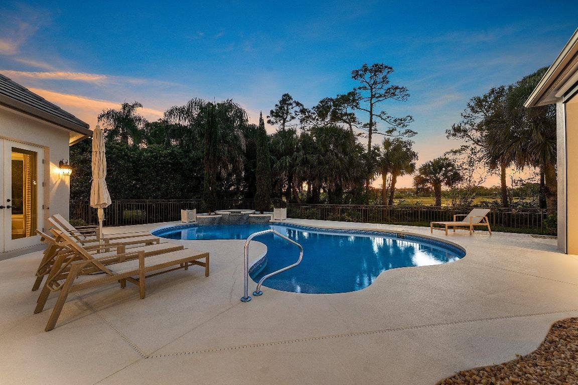 13201 Oakmeade, Palm Beach Gardens, FL 33418 13201 Oakmeade, Palm Beach Gardens, FL 33418