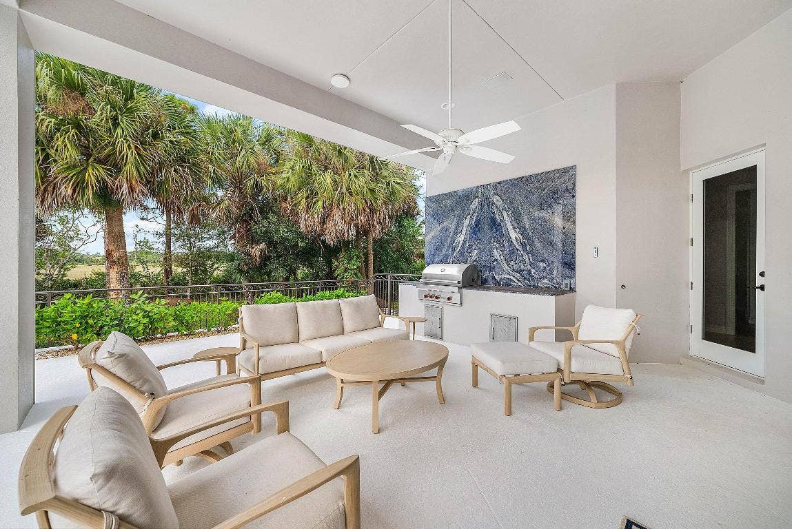 13201 Oakmeade, Palm Beach Gardens, FL 33418 13201 Oakmeade, Palm Beach Gardens, FL 33418