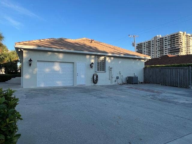 1299 Morse Boulevard, Singer Island, Singer Island, FL 33404 Garage and Driveway