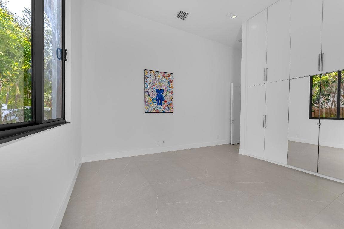 2401 NE 13th Street, Fort Lauderdale, FL 33304 2401 NE 13th Street, Fort Lauderdale, FL 33304