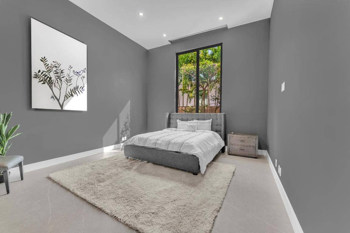 2401 NE 13th Street, Fort Lauderdale, FL 33304 2401 NE 13th Street, Fort Lauderdale, FL 33304