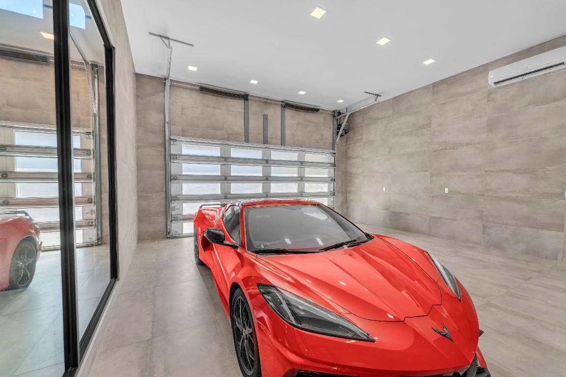 2401 NE 13th Street, Fort Lauderdale, FL 33304 2401 NE 13th Street, Fort Lauderdale, FL 33304