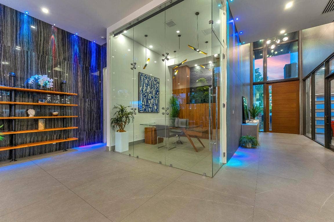 2401 NE 13th Street, Fort Lauderdale, FL 33304 2401 NE 13th Street, Fort Lauderdale, FL 33304