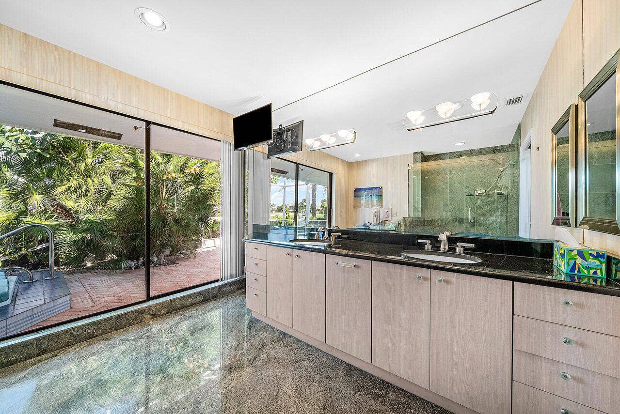 4705 Tree Fern Drive, Delray Beach, FL 33445
